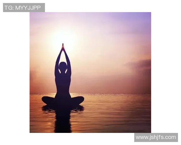 足球明星在赛季间隙享受生活放空自己寻找内心的平静与灵感